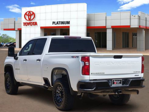 Used 2023 Chevrolet Silverado 2500 Custom w/ Custom Value Package AWD/4WD image 5