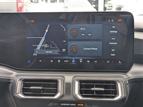 Used 2025 Ford Mustang GT Premium image 13