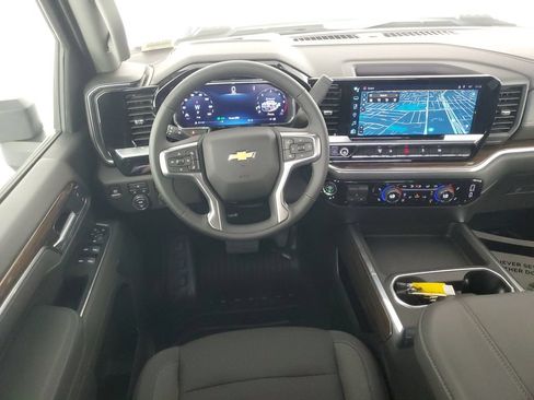 New 2026 Chevrolet Silverado 2500 LT w/ Convenience Package AWD/4WD image 22
