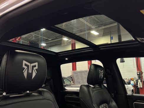 Used 2021 RAM 1500 Big Horn image 35