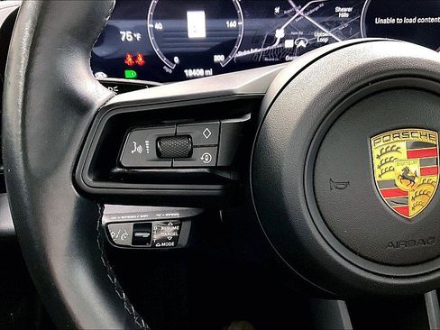 Used 2021 Porsche Taycan image 20