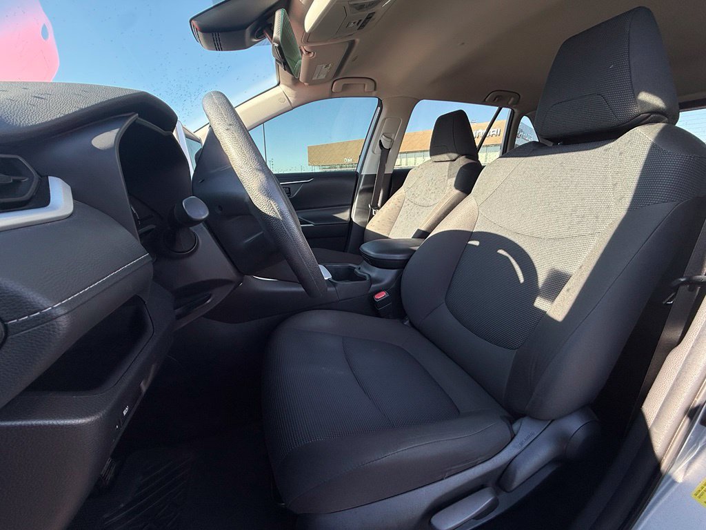 Used 2024 Toyota RAV4 LE FWD image 22