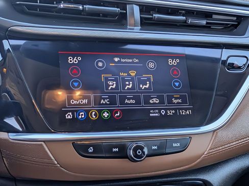 Used 2021 Buick Encore GX Essence w/ Experience Buick Package image 15