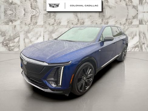 Used 2025 Cadillac Lyriq Sport w/ Nappa Leather Package AWD/4WD image 1