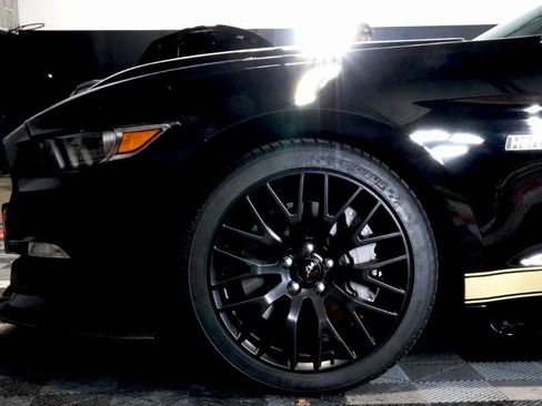 Used 2016 Ford Mustang GT Premium image 4