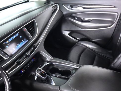 Used 2019 Buick Enclave Avenir w/ Avenir Technology Package image 37