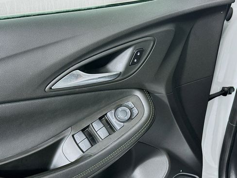 Used 2025 Buick Encore GX Preferred image 15