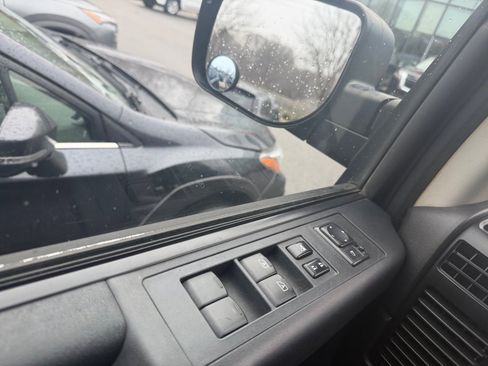 Used 2014 Nissan Titan PRO-4X image 35