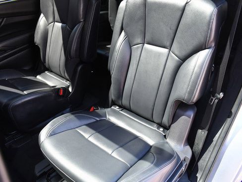 Used 2025 Subaru Ascent Limited w/ Popular Package #2 image 23