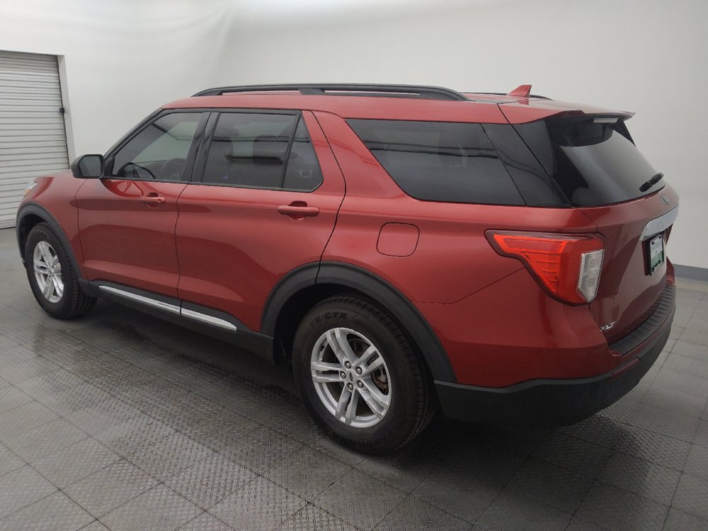 Used 2020 Ford Explorer XLT RWD image 3