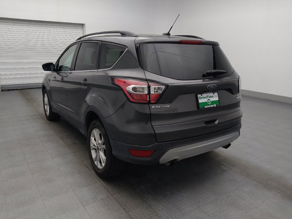 Used 2017 Ford Escape SE w/ SE Leather Comfort Package FWD image 5