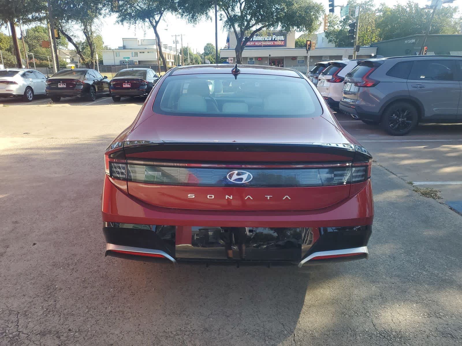 Used 2025 Hyundai Sonata SEL FWD image 5