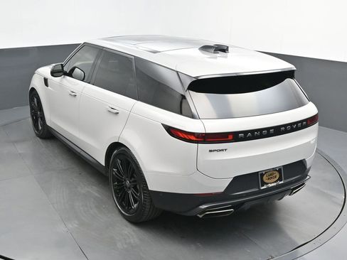 Used 2024 Land Rover Range Rover Sport SE AWD/4WD image 32
