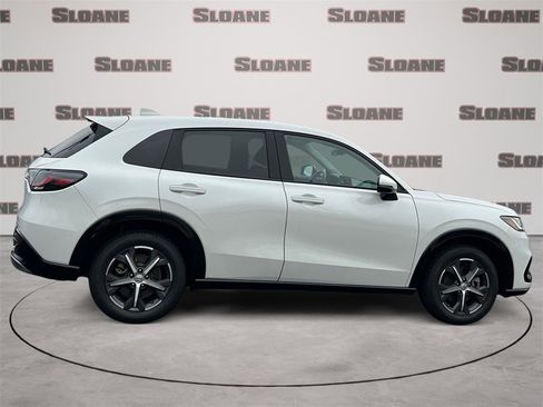 Used 2023 Honda HR-V EX-L image 6