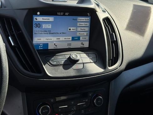 Used 2017 Ford Escape SE w/ Equipment Group 201A image 16