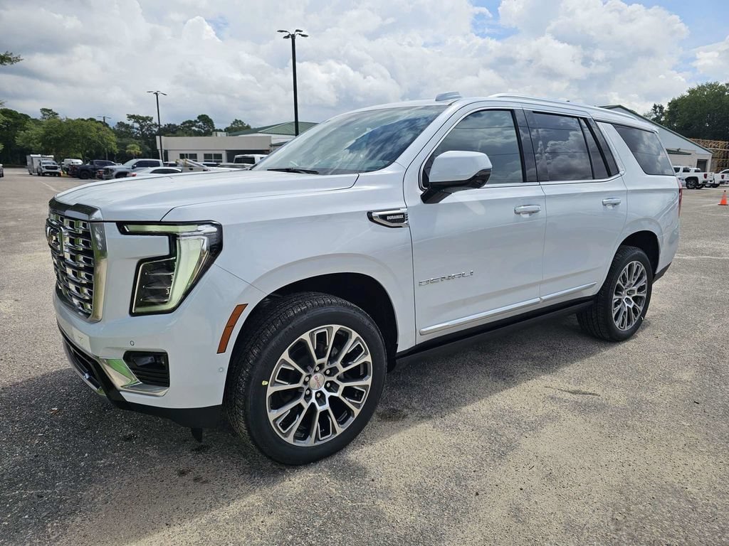 New 2026 GMC Yukon Denali w/ Denali Reserve Package AWD/4WD image 8