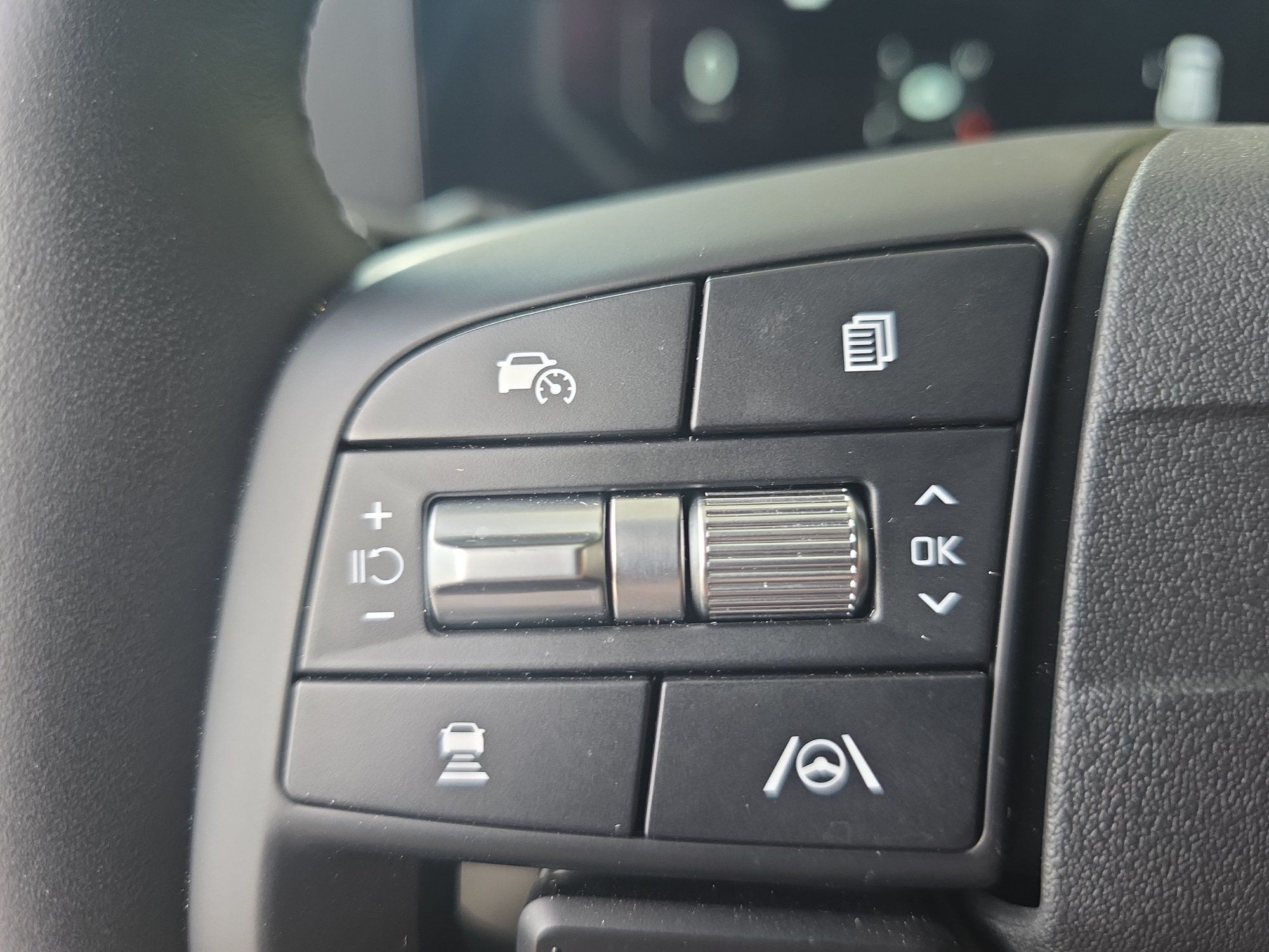 Certified 2026 Kia Sportage X-Line w/ X-Line Technology Package AWD/4WD image 5