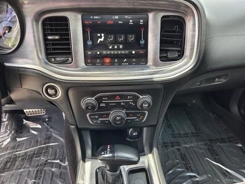 Used 2019 Dodge Charger Scat Pack w/ Daytona Edition Group RWD image 9