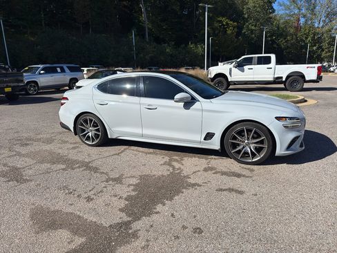 Used 2022 Genesis G70 2.0T w/ Prestige Package image 2