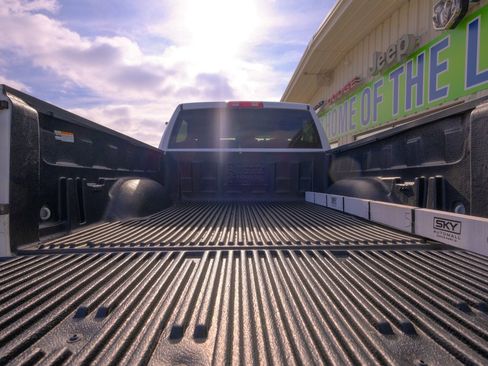 Used 2023 RAM 1500 Classic SLT w/ Electronics Group image 26