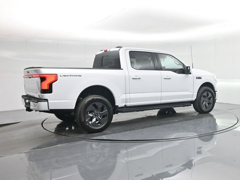 New 2025 Ford F150 Lightning Lariat image 29