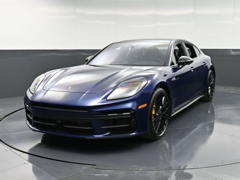 New 2026 Porsche Panamera Turbo S image 6