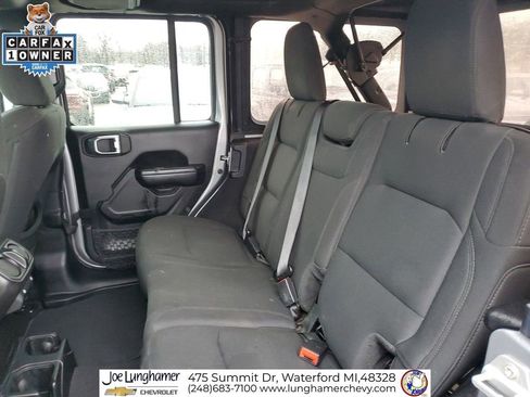 Used 2021 Jeep Wrangler Unlimited Sport AWD/4WD image 25
