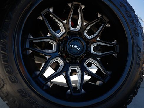 Used 2018 GMC Sierra 2500 Denali w/ Duramax Plus Package image 35