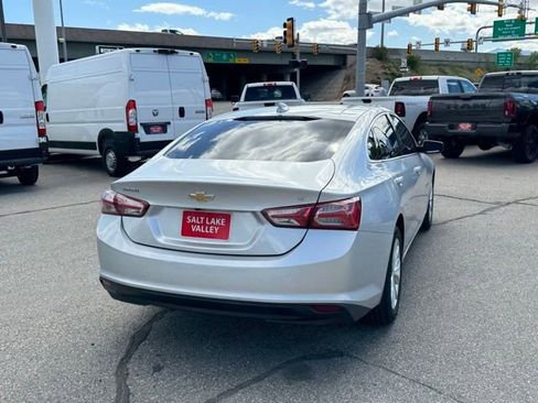 Used 2020 Chevrolet Malibu LT FWD image 11