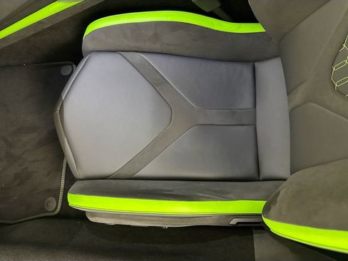 Used 2026 Lamborghini Revuelto image 20