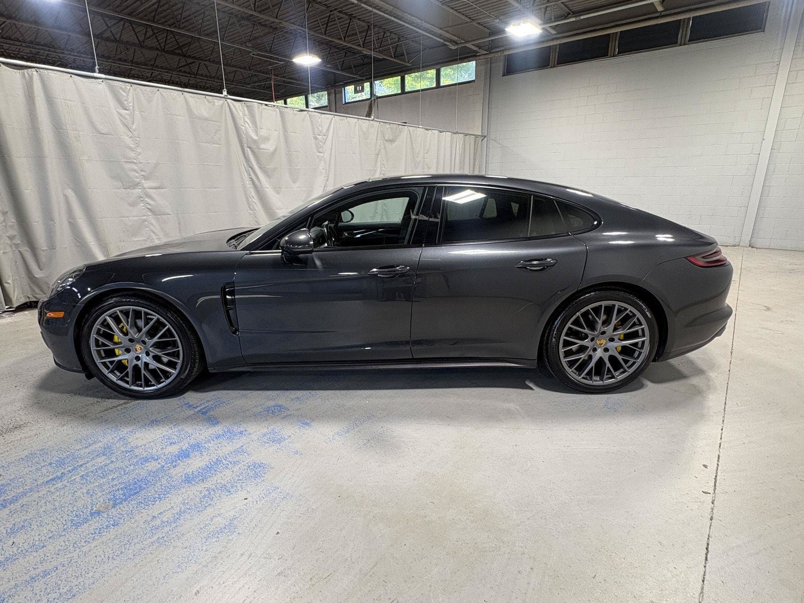 Used 2018 Porsche Panamera 4 AWD/4WD image 17