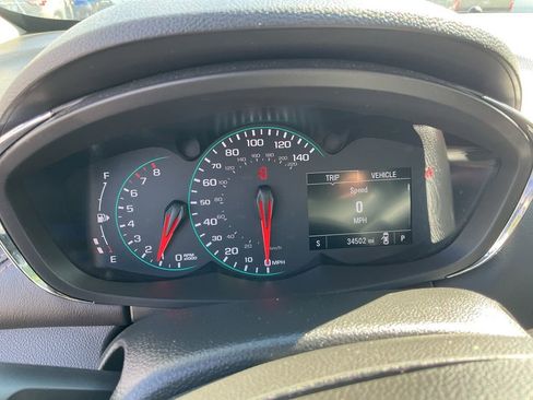 Used 2022 Chevrolet Trax LT w/ Driver Confidence Package image 5