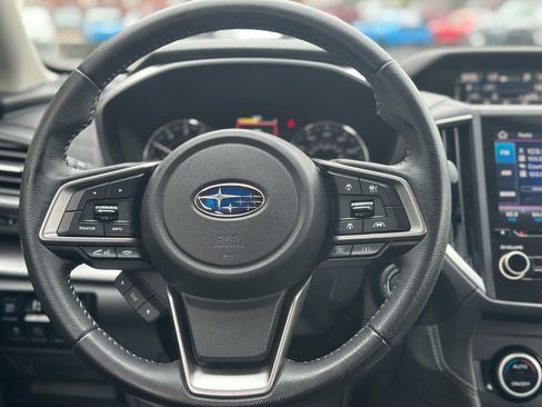 Used 2022 Subaru Impreza 2.0i Limited image 13
