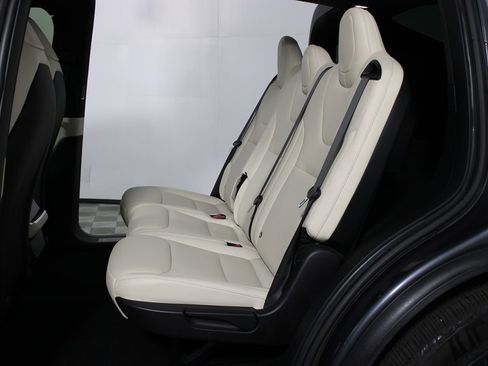Used 2022 Tesla Model X AWD/4WD image 20