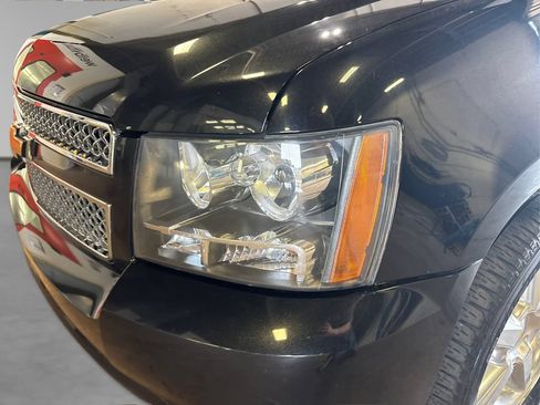 Used 2013 Chevrolet Tahoe LTZ AWD/4WD image 24