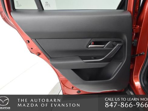 Certified 2025 MAZDA CX-50 2.5 Hybrid w/ Preferred Pkg image 28