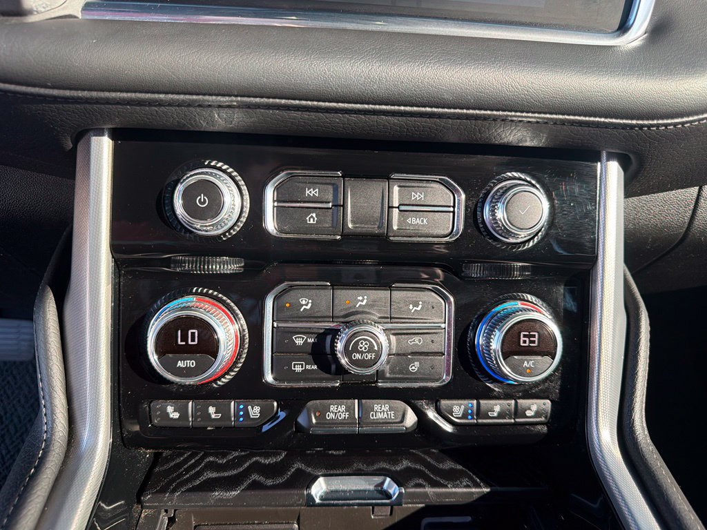 Used 2023 GMC Yukon XL Denali w/ Denali Reserve Package AWD/4WD image 37