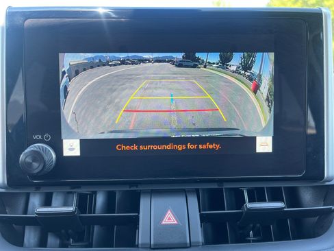 Used 2025 Toyota RAV4 LE AWD/4WD image 21