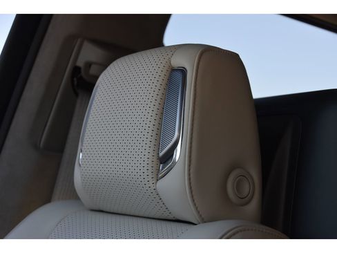 Used 2022 Cadillac Escalade Premium Luxury Platinum image 40