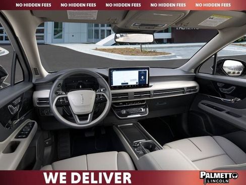 New 2026 Lincoln Corsair Premiere FWD image 9