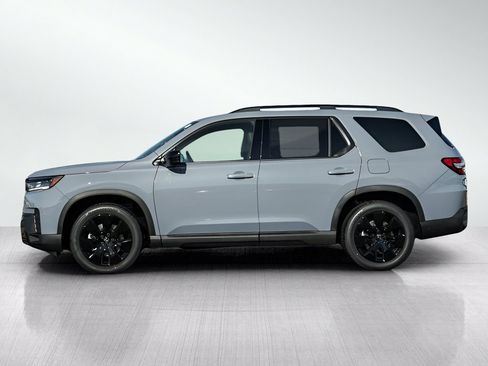 New 2026 Honda Pilot Black Edition image 4