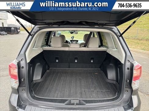 Used 2017 Subaru Forester 2.5i Premium w/ All-Weather Package image 9