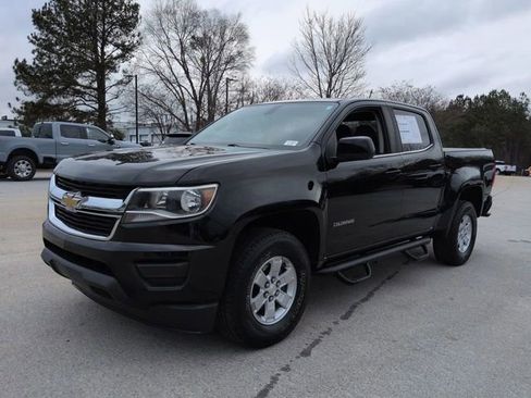 Used 2020 Chevrolet Colorado W/T w/ WT Convenience Package image 8