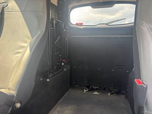 Used 2022 Toyota Sienna XLE FWD image 21