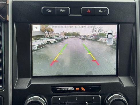 Used 2018 Ford F150 XLT w/ Equipment Group 302A Luxury AWD/4WD image 16