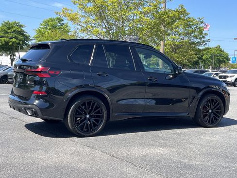 Used 2024 BMW X5 xDrive40i w/ M Sport Package image 32