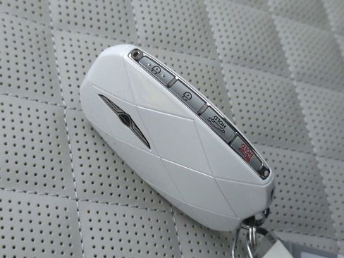 Used 2025 Genesis G70 3.3T Advanced w/ Sport Prestige Package image 30