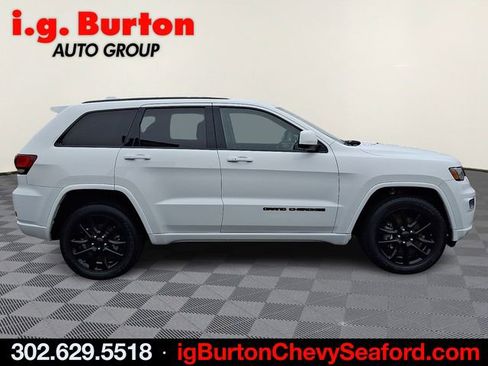 Used 2021 Jeep Grand Cherokee Laredo X image 7
