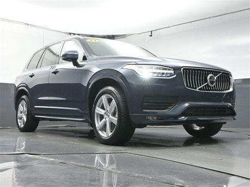 Used 2021 Volvo XC90 T5 Momentum w/ Climate Package image 34