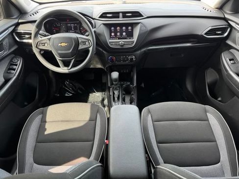 Certified 2023 Chevrolet TrailBlazer LT AWD/4WD image 11